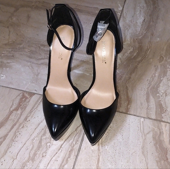 Shoe Dazzle Black stilettos with ankle strap, SIZE 9 Like New! - Picture 4 of 4